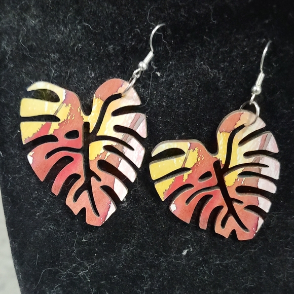 Handcrafted Sunset Monstera Leaf Earrings - Picture 1 of 4
